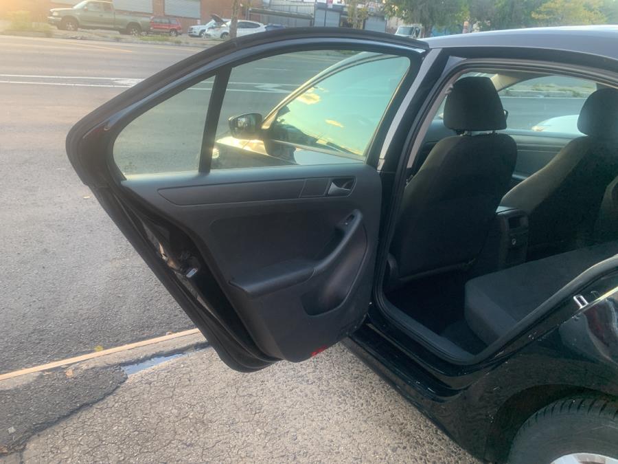 Used Volkswagen Jetta Sedan 4dr Auto 2.0L S 2015 | Rubber Bros Auto World. Brooklyn, New York Used Volkswagen Jetta Sedan 4dr Auto 2.0L S 2015 | Rubber Bros Auto World. Brooklyn, New York