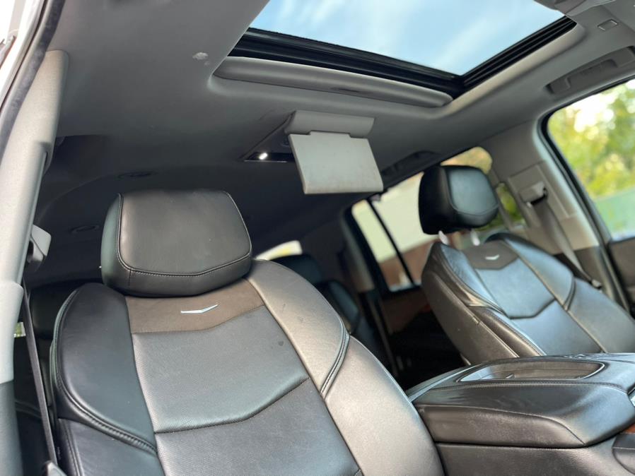 Used Cadillac Escalade ESV 4WD 4dr Luxury 2018 | Auto Haus of Irvington Corp. Irvington , New Jersey