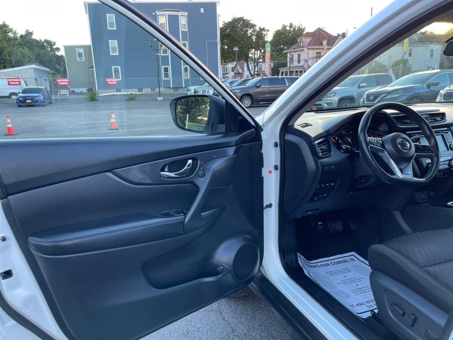 Used Nissan Rogue AWD SV 2019 | Auto Haus of Irvington Corp. Irvington , New Jersey