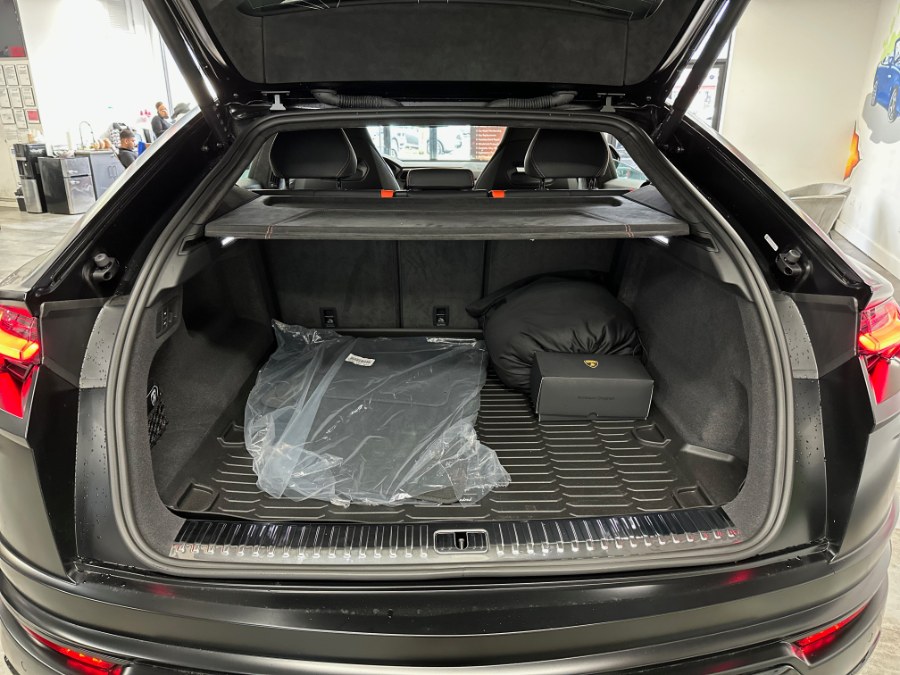 Used Lamborghini Urus Graphite Capsule AWD 2022 | Jamaica 26 Motors. Hollis, New York Used Lamborghini Urus Graphite Capsule AWD 2022 | Jamaica 26 Motors. Hollis, New York
