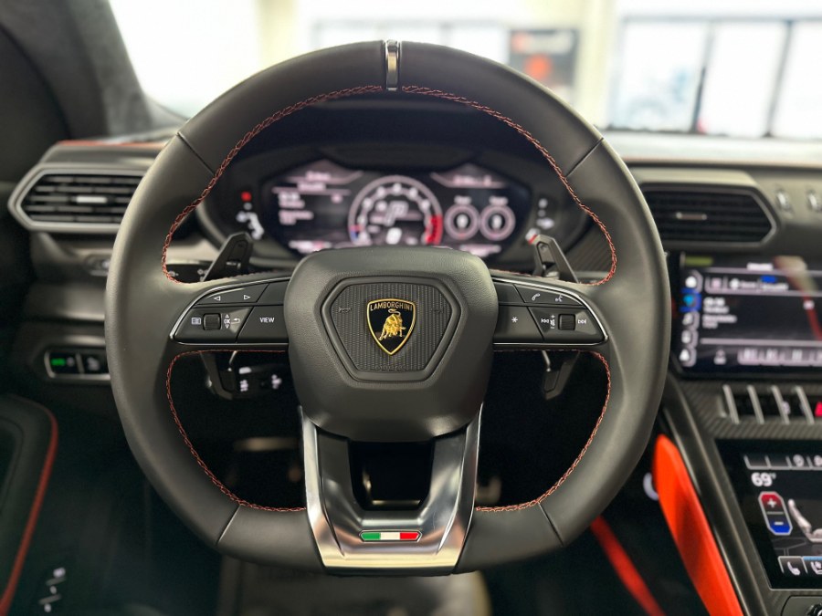Used Lamborghini Urus Graphite Capsule AWD 2022 | Jamaica 26 Motors. Hollis, New York Used Lamborghini Urus Graphite Capsule AWD 2022 | Jamaica 26 Motors. Hollis, New York