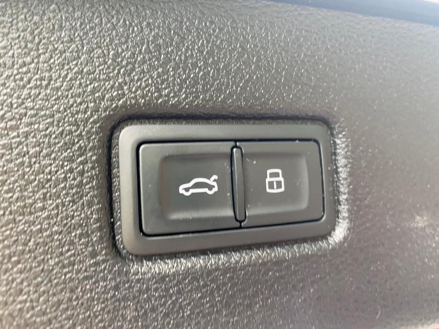 Used Audi Q7 2.0 TFSI Premium Plus 2018 | Lava Motors 2 Inc. Canton, Connecticut Used Audi Q7 2.0 TFSI Premium Plus 2018 | Lava Motors 2 Inc. Canton, Connecticut