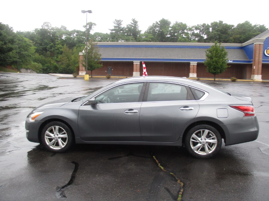 Used Nissan Altima 4dr Sdn I4 2.5 SV 2014 | Universal Motors LLC. New Britain, Connecticut Used Nissan Altima 4dr Sdn I4 2.5 SV 2014 | Universal Motors LLC. New Britain, Connecticut