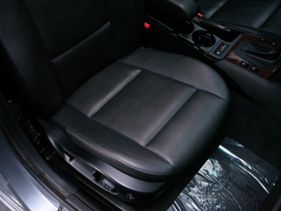 2005 BMW 3 Series 325xi 4dr Sports Wgn AWD, available for sale in North Salem, New York | Meccanic Shop North Inc. North Salem, New York 2005 BMW 3 Series 325xi 4dr Sports Wgn AWD, available for sale in North Salem, New York | Meccanic Shop North Inc. North Salem, New York