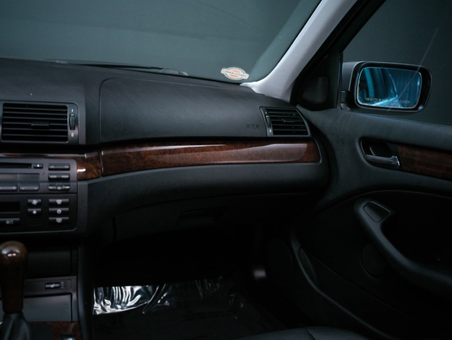 2005 BMW 3 Series 325xi 4dr Sports Wgn AWD, available for sale in North Salem, New York | Meccanic Shop North Inc. North Salem, New York 2005 BMW 3 Series 325xi 4dr Sports Wgn AWD, available for sale in North Salem, New York | Meccanic Shop North Inc. North Salem, New York