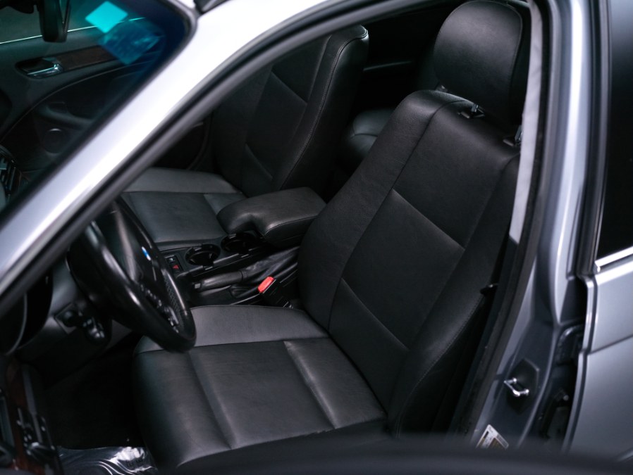2005 BMW 3 Series 325xi 4dr Sports Wgn AWD, available for sale in North Salem, New York | Meccanic Shop North Inc. North Salem, New York 2005 BMW 3 Series 325xi 4dr Sports Wgn AWD, available for sale in North Salem, New York | Meccanic Shop North Inc. North Salem, New York