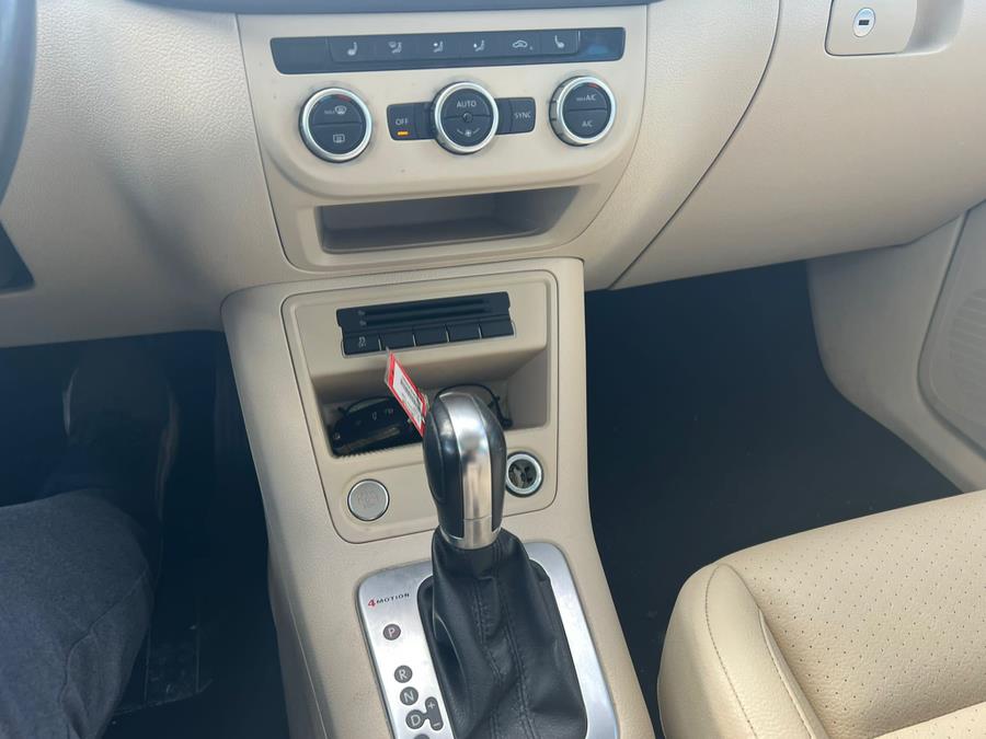 Used Volkswagen Tiguan 4MOTION 4dr Auto SEL 2014 | J & A Auto Center. Raynham, Massachusetts Used Volkswagen Tiguan 4MOTION 4dr Auto SEL 2014 | J & A Auto Center. Raynham, Massachusetts