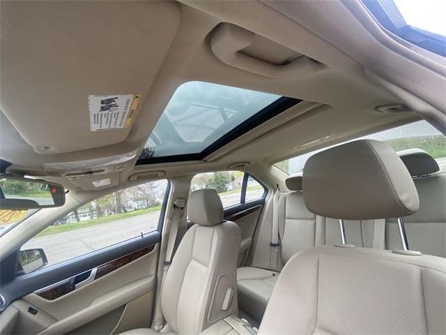 Used Mercedes-benz C-class C 300 2013 | Wiz Leasing Inc. Stratford, Connecticut Used Mercedes-benz C-class C 300 2013 | Wiz Leasing Inc. Stratford, Connecticut