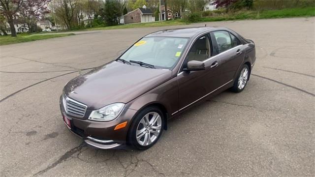 Used Mercedes-benz C-class C 300 2013 | Wiz Leasing Inc. Stratford, Connecticut Used Mercedes-benz C-class C 300 2013 | Wiz Leasing Inc. Stratford, Connecticut