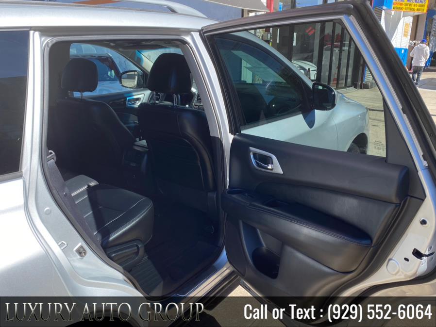 2013 Nissan Pathfinder 4WD 4dr SV, available for sale in Bronx, New York | Luxury Auto Group. Bronx, New York 2013 Nissan Pathfinder 4WD 4dr SV, available for sale in Bronx, New York | Luxury Auto Group. Bronx, New York