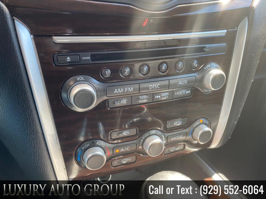 2013 Nissan Pathfinder 4WD 4dr SV, available for sale in Bronx, New York | Luxury Auto Group. Bronx, New York 2013 Nissan Pathfinder 4WD 4dr SV, available for sale in Bronx, New York | Luxury Auto Group. Bronx, New York