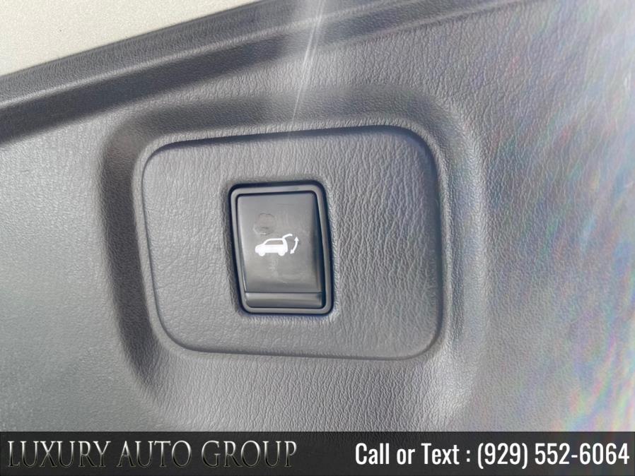 2013 Nissan Pathfinder 4WD 4dr SV, available for sale in Bronx, New York | Luxury Auto Group. Bronx, New York 2013 Nissan Pathfinder 4WD 4dr SV, available for sale in Bronx, New York | Luxury Auto Group. Bronx, New York