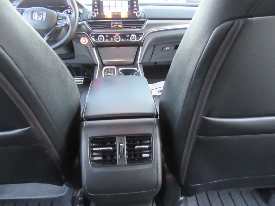Used Honda Accord Sport 2018 | Hilario's Auto Sales Inc.. Worcester, Massachusetts Used Honda Accord Sport 2018 | Hilario's Auto Sales Inc.. Worcester, Massachusetts