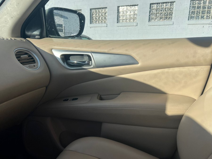 Used Nissan Pathfinder 4x4 SL 2020 | Inman Motors Sales. Medford, Massachusetts Used Nissan Pathfinder 4x4 SL 2020 | Inman Motors Sales. Medford, Massachusetts