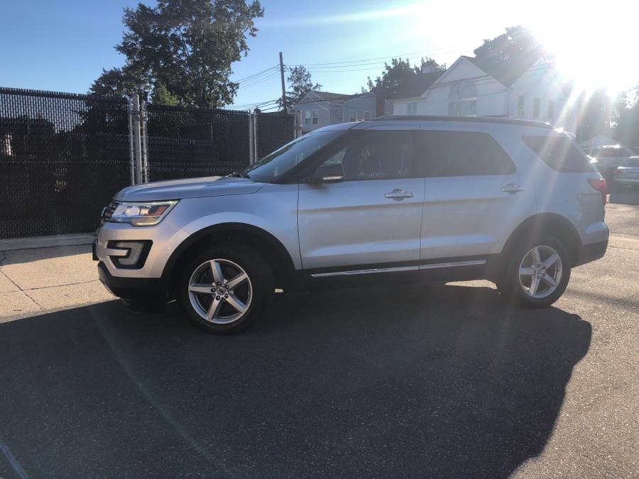 Used Ford Explorer XLT 4WD 2017 | Signature Auto Sales. Franklin Square, New York Used Ford Explorer XLT 4WD 2017 | Signature Auto Sales. Franklin Square, New York
