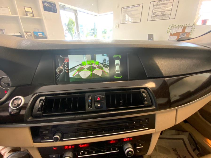 2013 BMW 5 Series 4dr Sdn 528i xDrive AWD, available for sale in Hartford, Connecticut | Franklin Motors Auto Sales LLC. Hartford, Connecticut 2013 BMW 5 Series 4dr Sdn 528i xDrive AWD, available for sale in Hartford, Connecticut | Franklin Motors Auto Sales LLC. Hartford, Connecticut