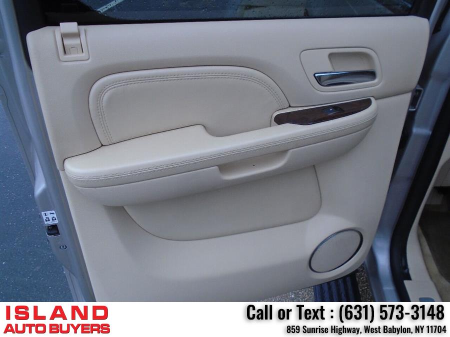 Used Cadillac Escalade Ext Base AWD 4dr SB Crew Cab 2008 | Island Auto Buyers. West Babylon, New York Used Cadillac Escalade Ext Base AWD 4dr SB Crew Cab 2008 | Island Auto Buyers. West Babylon, New York