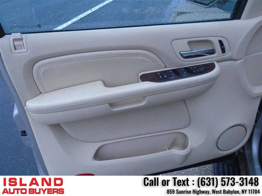 Used Cadillac Escalade Ext Base AWD 4dr SB Crew Cab 2008 | Island Auto Buyers. West Babylon, New York Used Cadillac Escalade Ext Base AWD 4dr SB Crew Cab 2008 | Island Auto Buyers. West Babylon, New York