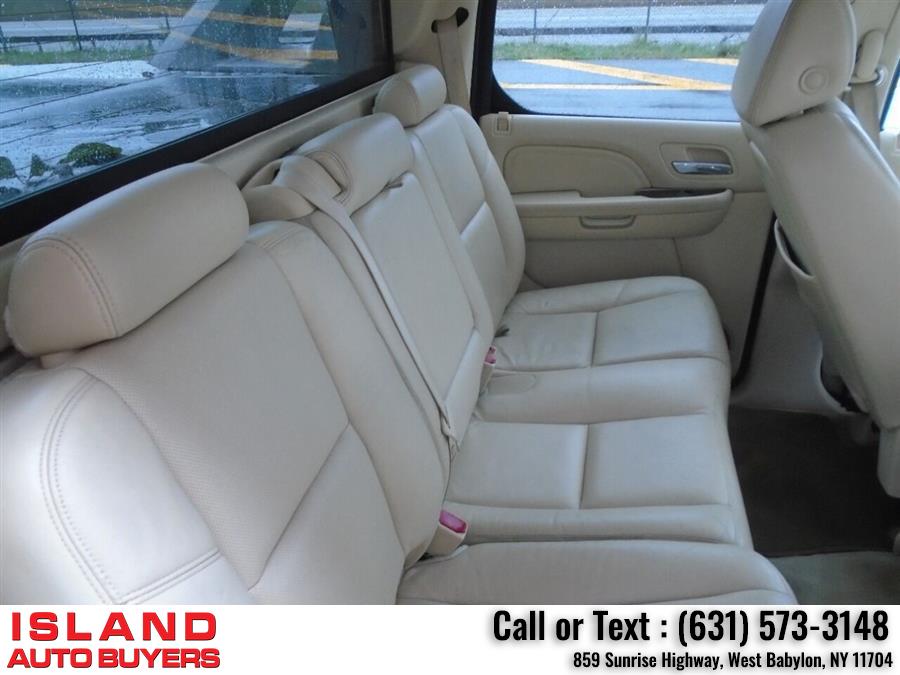 Used Cadillac Escalade Ext Base AWD 4dr SB Crew Cab 2008 | Island Auto Buyers. West Babylon, New York Used Cadillac Escalade Ext Base AWD 4dr SB Crew Cab 2008 | Island Auto Buyers. West Babylon, New York