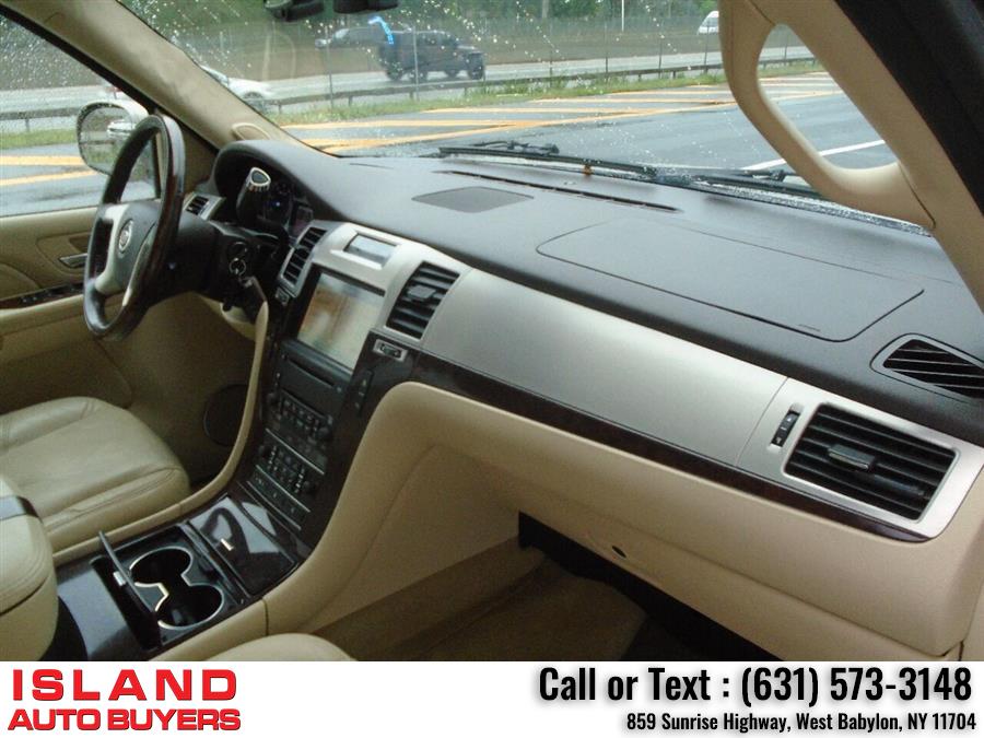 Used Cadillac Escalade Ext Base AWD 4dr SB Crew Cab 2008 | Island Auto Buyers. West Babylon, New York Used Cadillac Escalade Ext Base AWD 4dr SB Crew Cab 2008 | Island Auto Buyers. West Babylon, New York