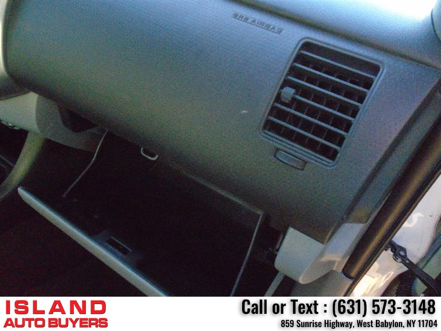 Used Toyota Tacoma Base 4x4 4dr Access Cab 6.1 ft SB 4A 2014 | Island Auto Buyers. West Babylon, New York Used Toyota Tacoma Base 4x4 4dr Access Cab 6.1 ft SB 4A 2014 | Island Auto Buyers. West Babylon, New York