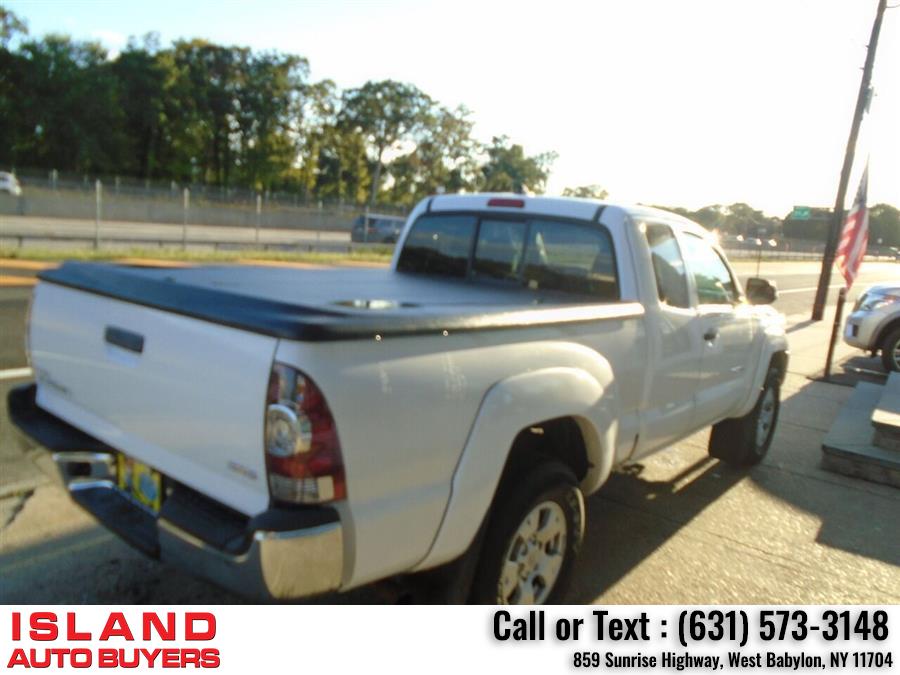 Used Toyota Tacoma Base 4x4 4dr Access Cab 6.1 ft SB 4A 2014 | Island Auto Buyers. West Babylon, New York Used Toyota Tacoma Base 4x4 4dr Access Cab 6.1 ft SB 4A 2014 | Island Auto Buyers. West Babylon, New York