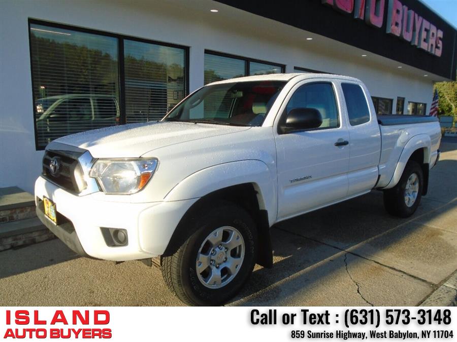 Used Toyota Tacoma Base 4x4 4dr Access Cab 6.1 ft SB 4A 2014 | Island Auto Buyers. West Babylon, New York Used Toyota Tacoma Base 4x4 4dr Access Cab 6.1 ft SB 4A 2014 | Island Auto Buyers. West Babylon, New York