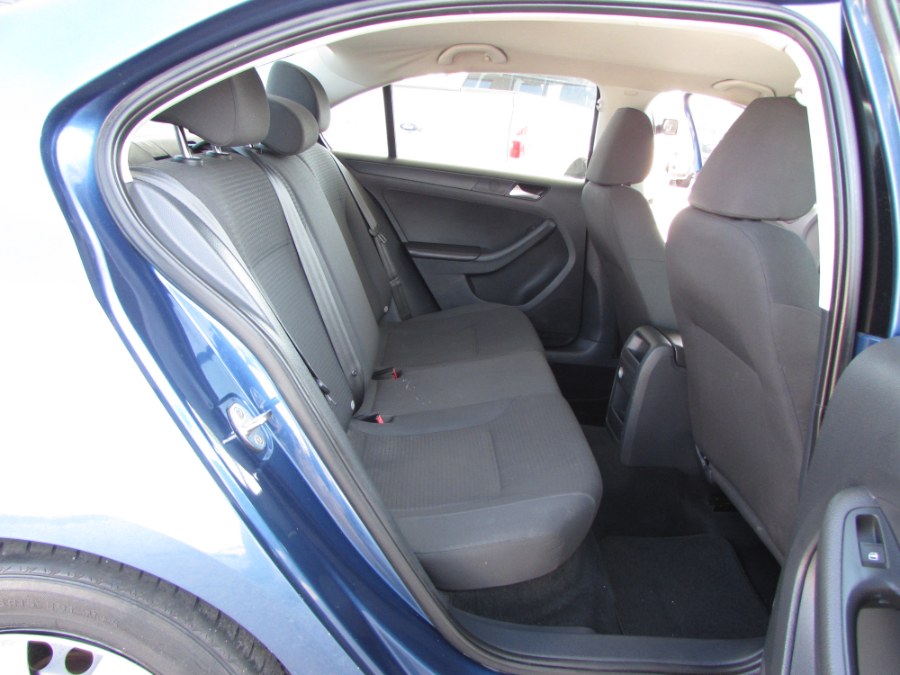 Used Volkswagen Jetta Sedan 4dr Auto 2.0L S 2015 | VIP Auto Enterprise, Inc. Orlando, Florida Used Volkswagen Jetta Sedan 4dr Auto 2.0L S 2015 | VIP Auto Enterprise, Inc. Orlando, Florida