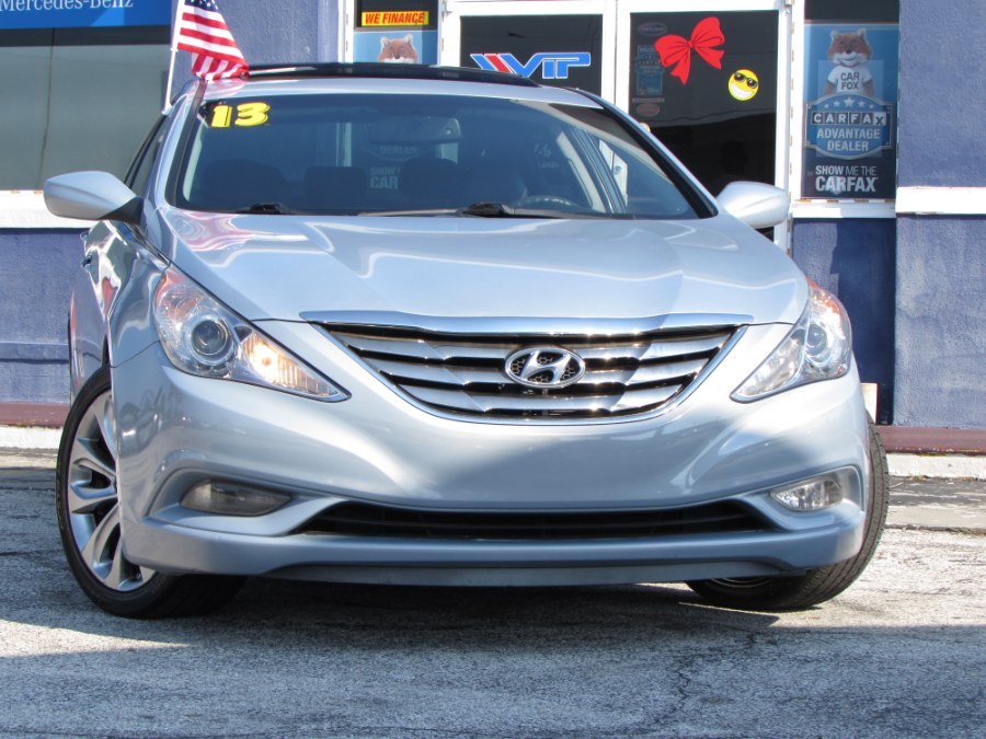 Used Hyundai Sonata 4dr Sdn 2.4L Auto SE 2013 | VIP Auto Enterprise, Inc. Orlando, Florida Used Hyundai Sonata 4dr Sdn 2.4L Auto SE 2013 | VIP Auto Enterprise, Inc. Orlando, Florida