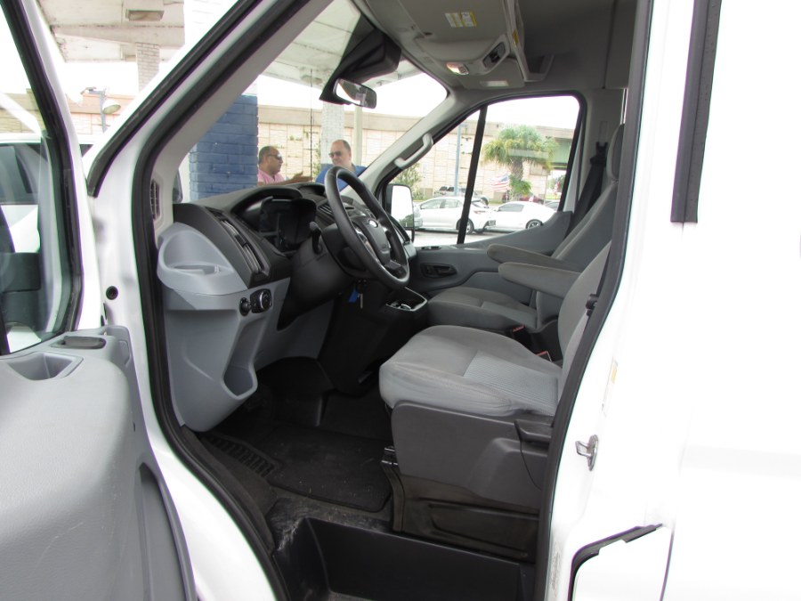 Used Ford Transit Passenger Wagon T-350 148" Med Roof XL Sliding RH Dr 2019 | VIP Auto Enterprise, Inc. Orlando, Florida Used Ford Transit Passenger Wagon T-350 148" Med Roof XL Sliding RH Dr 2019 | VIP Auto Enterprise, Inc. Orlando, Florida