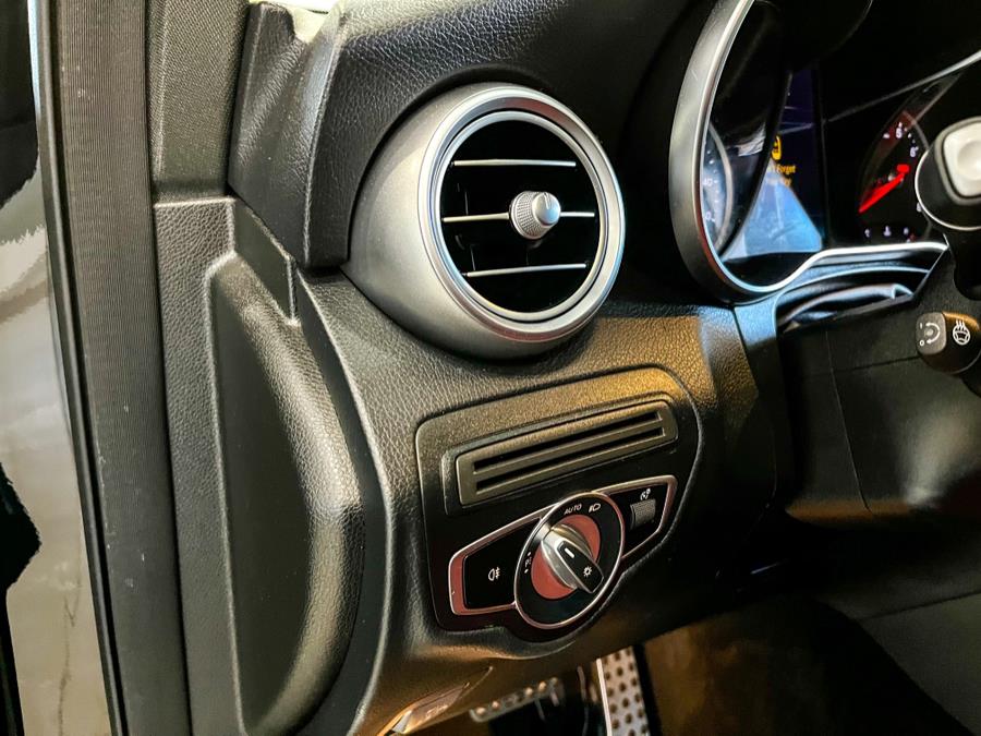 Used Mercedes-Benz GLC GLC 300 4MATIC SUV 2021 | Luxury Motor Club. Franklin Square, New York Used Mercedes-Benz GLC GLC 300 4MATIC SUV 2021 | Luxury Motor Club. Franklin Square, New York