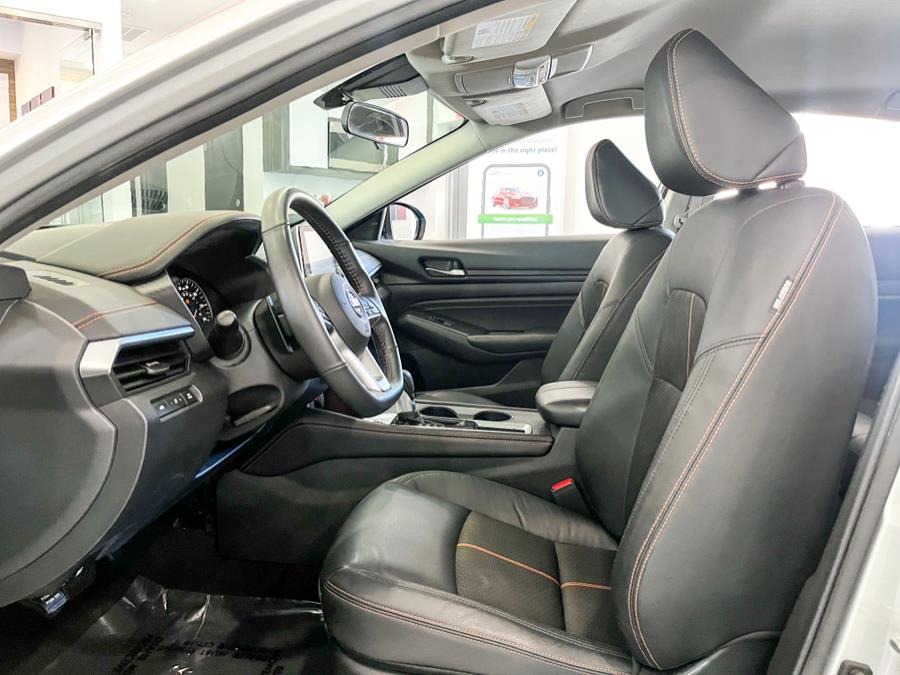 Used Nissan Altima 2.5 SR Sedan 2022 | Luxury Motor Club. Franklin Square, New York Used Nissan Altima 2.5 SR Sedan 2022 | Luxury Motor Club. Franklin Square, New York