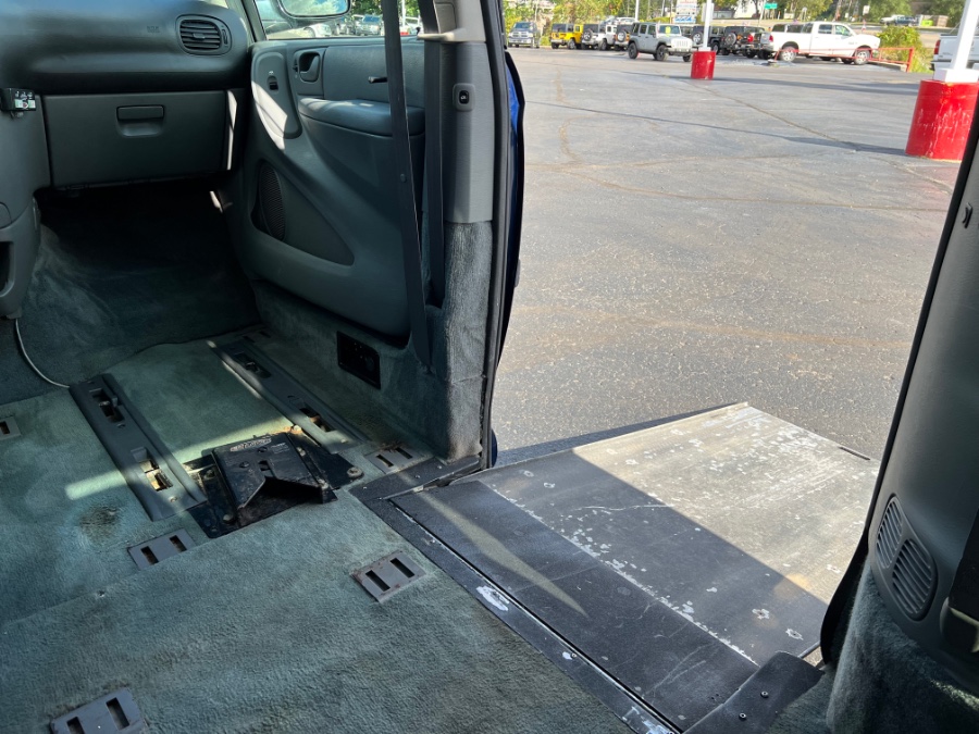 Used Dodge Caravan 4dr Grand SXT 2005 | Marsh Auto Sales LLC. Ortonville, Michigan Used Dodge Caravan 4dr Grand SXT 2005 | Marsh Auto Sales LLC. Ortonville, Michigan