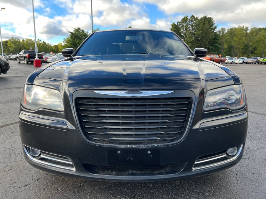 Used Chrysler 300 4dr Sdn 300S RWD 2014 | Marsh Auto Sales LLC. Ortonville, Michigan Used Chrysler 300 4dr Sdn 300S RWD 2014 | Marsh Auto Sales LLC. Ortonville, Michigan