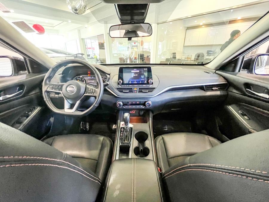 Used Nissan Altima 2.5 SR Sedan 2022 | Luxury Motor Club. Franklin Square, New York Used Nissan Altima 2.5 SR Sedan 2022 | Luxury Motor Club. Franklin Square, New York