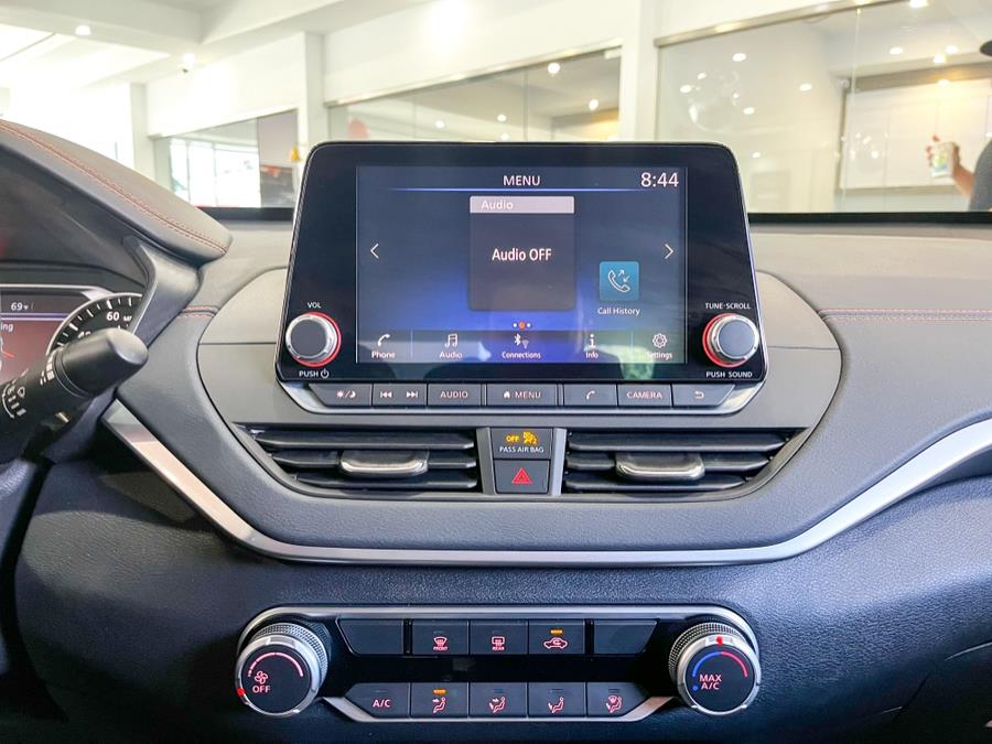 Used Nissan Altima 2.5 SR Sedan 2022 | Luxury Motor Club. Franklin Square, New York Used Nissan Altima 2.5 SR Sedan 2022 | Luxury Motor Club. Franklin Square, New York