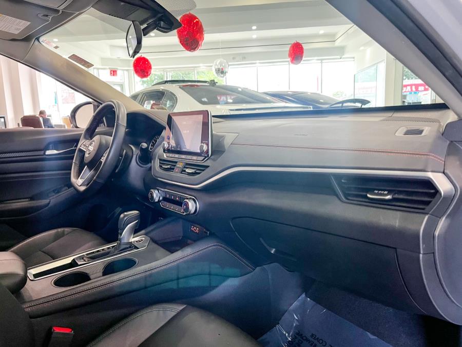 Used Nissan Altima 2.5 SR Sedan 2022 | Luxury Motor Club. Franklin Square, New York Used Nissan Altima 2.5 SR Sedan 2022 | Luxury Motor Club. Franklin Square, New York