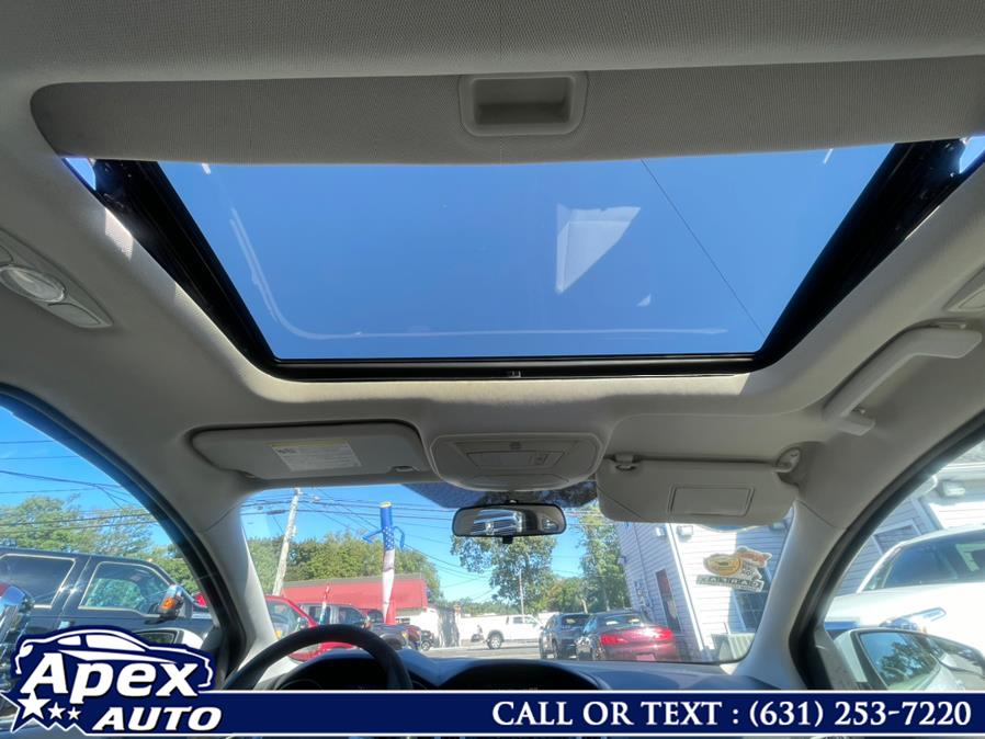 2012 Ford Focus 5dr HB SE, available for sale in Selden, New York | Apex Auto. Selden, New York 2012 Ford Focus 5dr HB SE, available for sale in Selden, New York | Apex Auto. Selden, New York