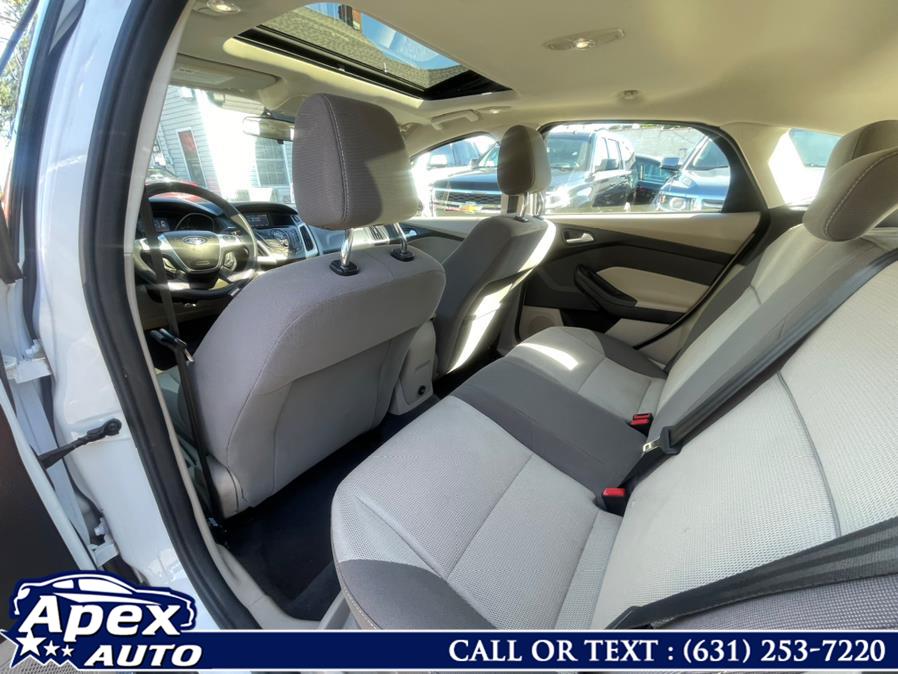 2012 Ford Focus 5dr HB SE, available for sale in Selden, New York | Apex Auto. Selden, New York 2012 Ford Focus 5dr HB SE, available for sale in Selden, New York | Apex Auto. Selden, New York