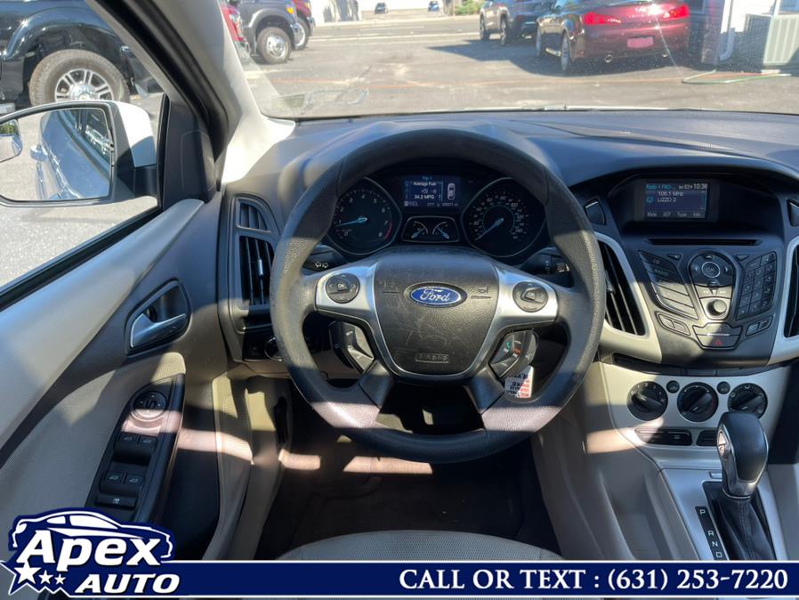 2012 Ford Focus 5dr HB SE, available for sale in Selden, New York | Apex Auto. Selden, New York 2012 Ford Focus 5dr HB SE, available for sale in Selden, New York | Apex Auto. Selden, New York