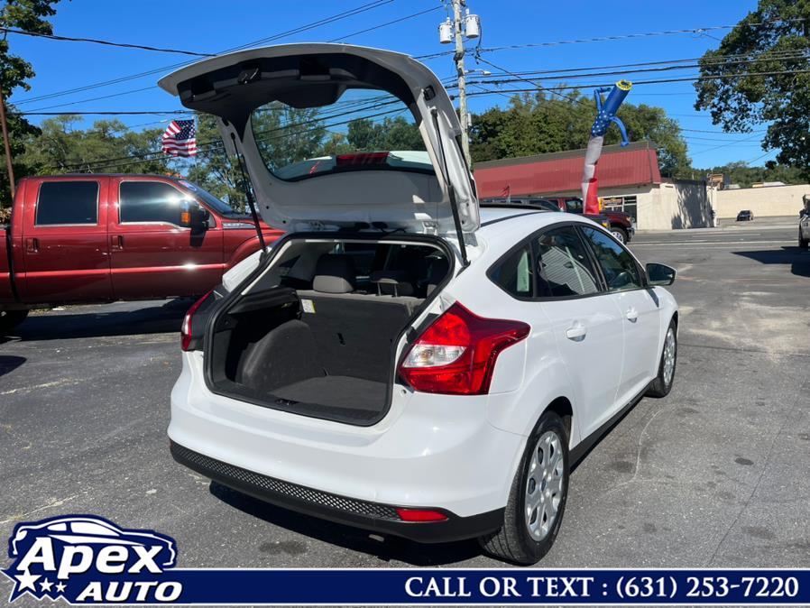 2012 Ford Focus 5dr HB SE, available for sale in Selden, New York | Apex Auto. Selden, New York 2012 Ford Focus 5dr HB SE, available for sale in Selden, New York | Apex Auto. Selden, New York