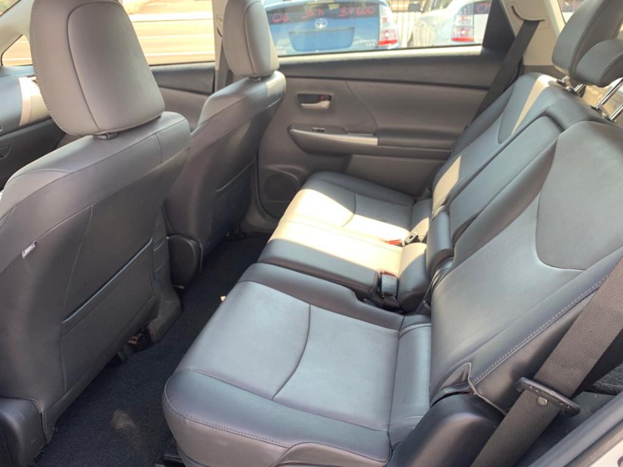 2013 Toyota Prius v 5dr Wgn Five (Natl), available for sale in West Haven, Connecticut | Uzun Auto. West Haven, Connecticut 2013 Toyota Prius v 5dr Wgn Five (Natl), available for sale in West Haven, Connecticut | Uzun Auto. West Haven, Connecticut