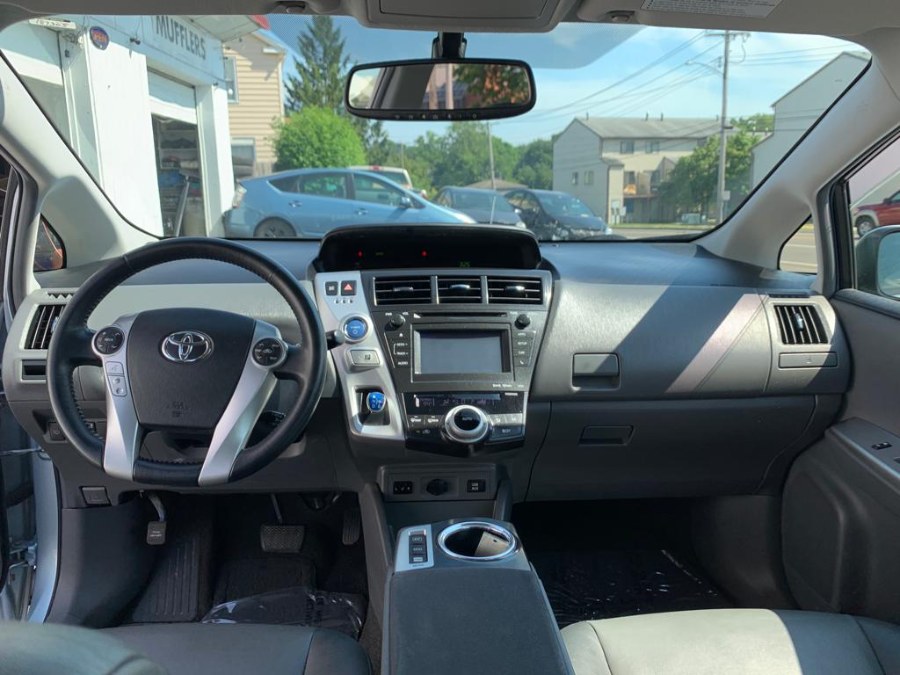 2013 Toyota Prius v 5dr Wgn Five (Natl), available for sale in West Haven, Connecticut | Uzun Auto. West Haven, Connecticut 2013 Toyota Prius v 5dr Wgn Five (Natl), available for sale in West Haven, Connecticut | Uzun Auto. West Haven, Connecticut