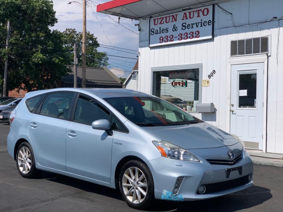 2013 Toyota Prius v 5dr Wgn Five (Natl), available for sale in West Haven, Connecticut | Uzun Auto. West Haven, Connecticut