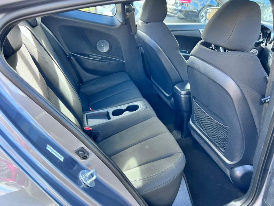 2015 Hyundai Veloster 3dr Cpe Auto, available for sale in Plantsville, Connecticut | L&S Automotive LLC. Plantsville, Connecticut 2015 Hyundai Veloster 3dr Cpe Auto, available for sale in Plantsville, Connecticut | L&S Automotive LLC. Plantsville, Connecticut