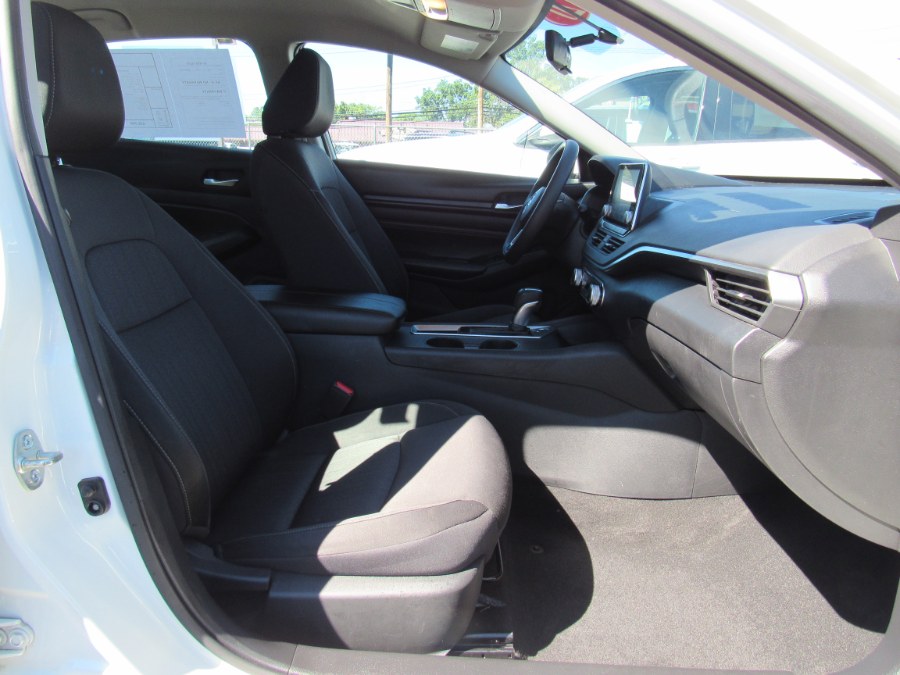 2020 Nissan Altima 2.5 S Sedan, available for sale in Irvington, New Jersey | NJ Used Cars Center. Irvington, New Jersey 2020 Nissan Altima 2.5 S Sedan, available for sale in Irvington, New Jersey | NJ Used Cars Center. Irvington, New Jersey