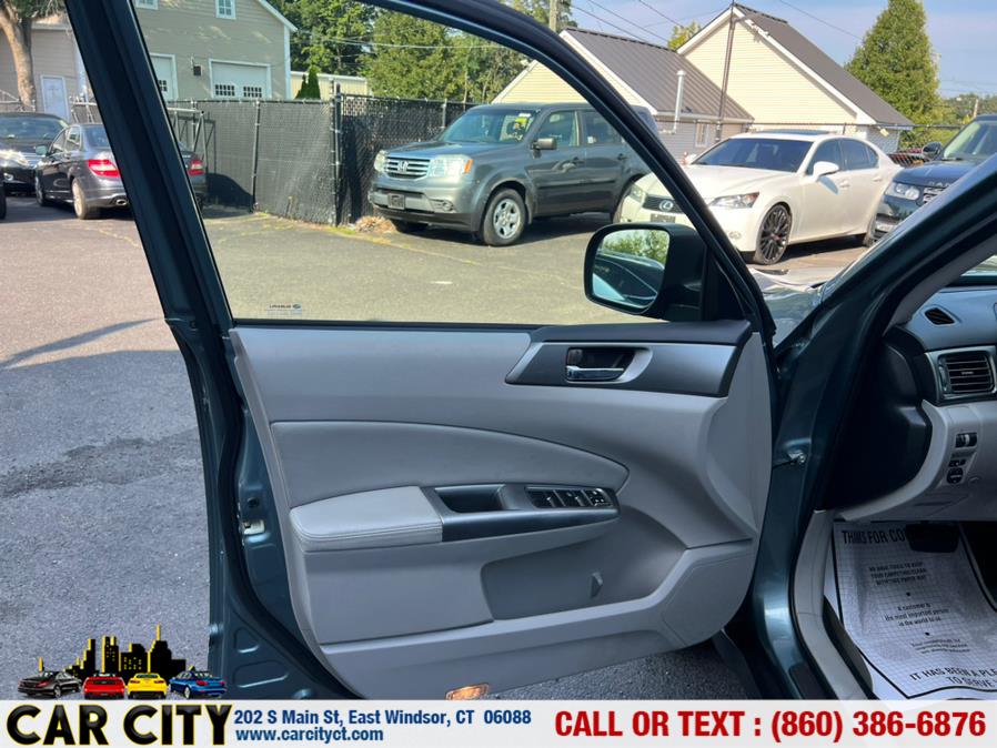Used Subaru Forester 4dr Auto 2.5X Premium 2012 | Car City LLC. East Windsor, Connecticut Used Subaru Forester 4dr Auto 2.5X Premium 2012 | Car City LLC. East Windsor, Connecticut