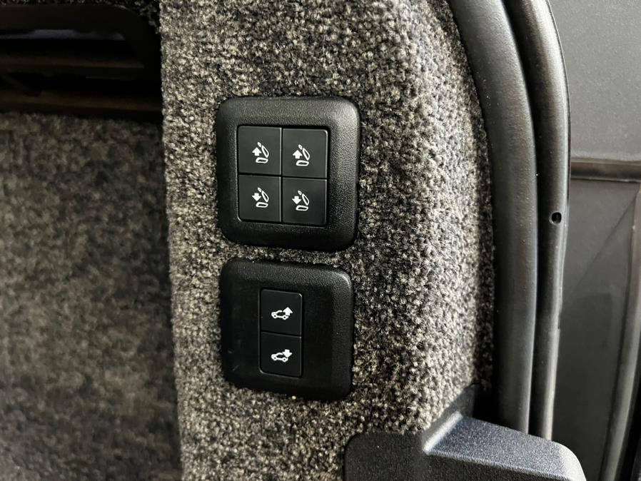 Used Land Rover Range Rover V6 Supercharged HSE SWB 2019 | Power Motors East. Massapequa Park, New York Used Land Rover Range Rover V6 Supercharged HSE SWB 2019 | Power Motors East. Massapequa Park, New York