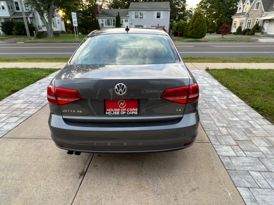 Used Volkswagen Jetta Sedan 4dr Man 1.8T SE PZEV 2015 | House of Cars CT. Meriden, Connecticut