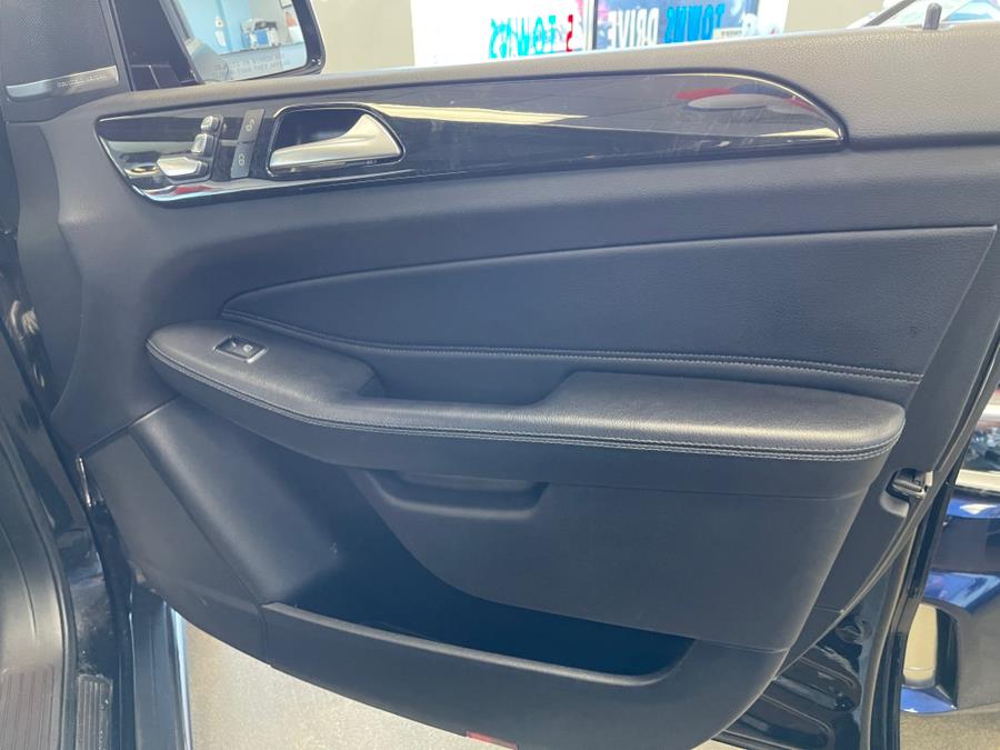 2018 Mercedes-Benz GLE GLE 350 4MATIC SUV, available for sale in Inwood, New York | 5 Towns Drive. Inwood, New York 2018 Mercedes-Benz GLE GLE 350 4MATIC SUV, available for sale in Inwood, New York | 5 Towns Drive. Inwood, New York